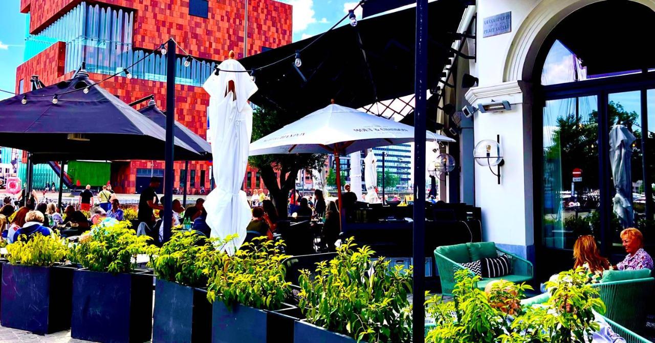 U Eat & Sleep Antwerp Hotell Exteriör bild