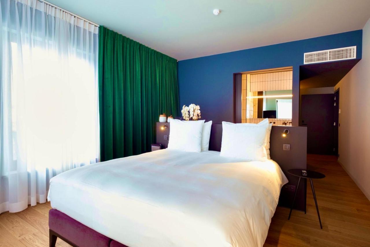 U Eat & Sleep Antwerp Hotell Exteriör bild