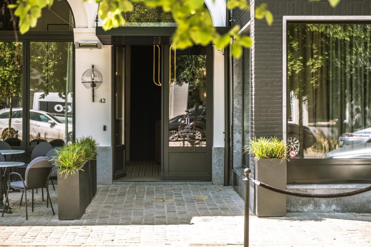 U Eat & Sleep Antwerp Hotell Exteriör bild