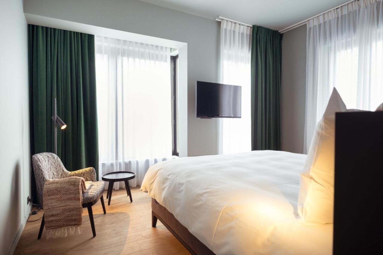 U Eat & Sleep Antwerp Hotell Exteriör bild