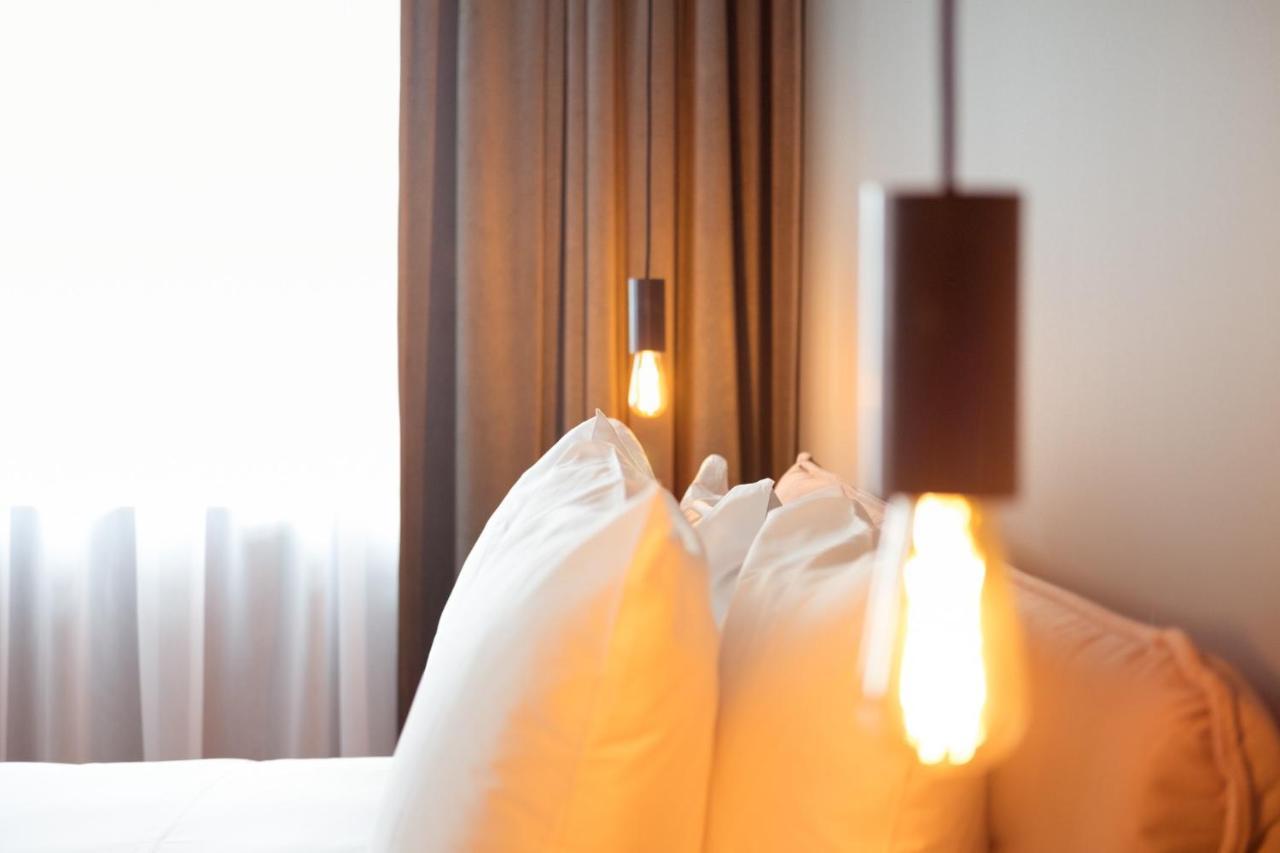 U Eat & Sleep Antwerp Hotell Exteriör bild